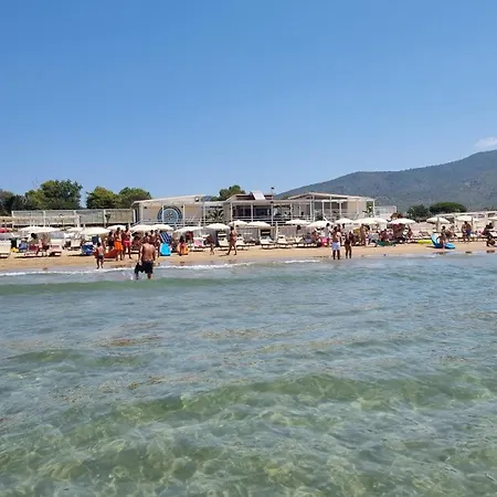 La Fronte Bandiera Blu Villa Sperlonga