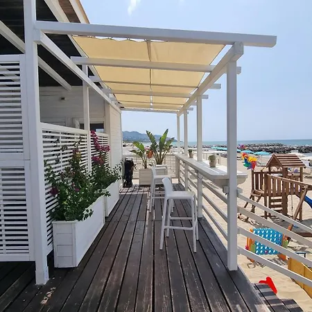 Villa La Fronte Bandiera Blu *